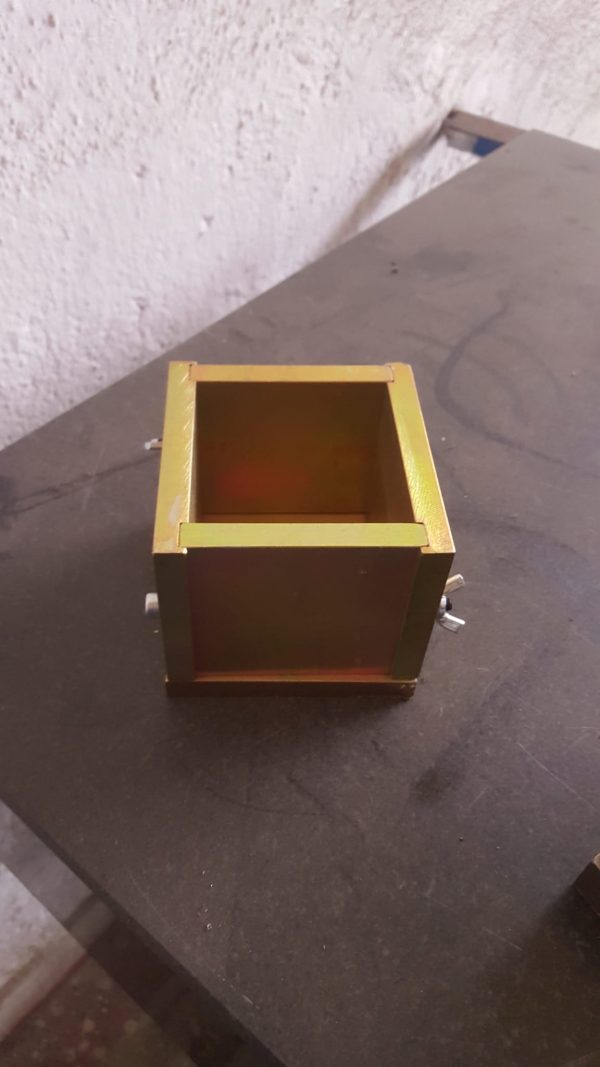 Cement Cube Mould ,70.7 x 70.7 x 70.7 mm, BS 2 Cement Cube Mould 70.7 mm 2