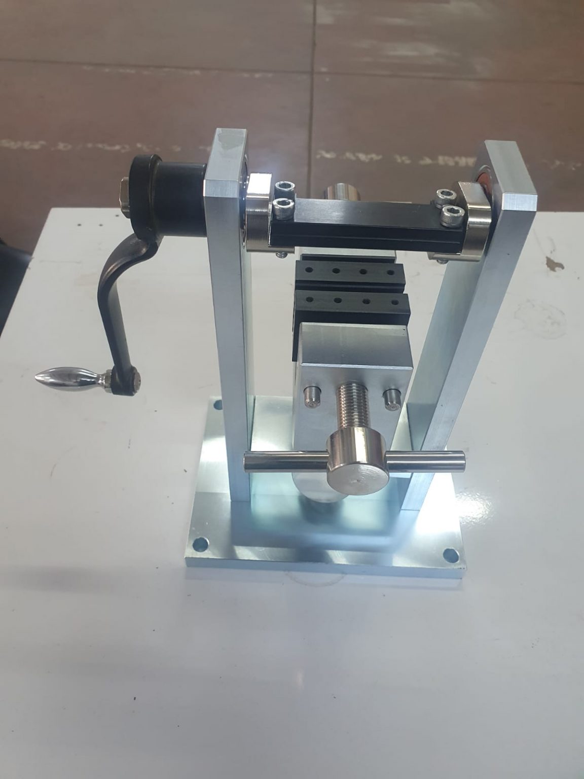 ASTM D7332 Standard Test Method for Measuring the Fastener Pull