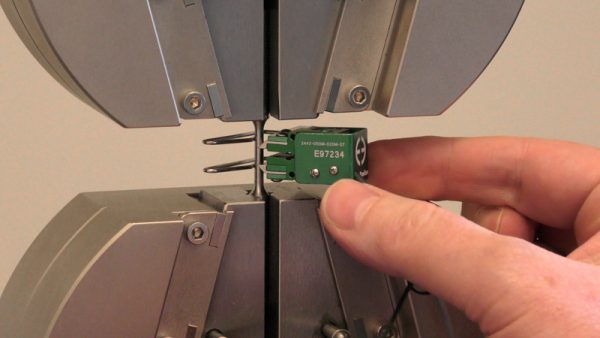 extensometer for tight spaces Model 3442