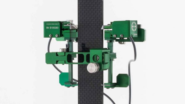 woven fabric CFRP with averaging extensometer Model 3442AVG