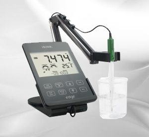 pH meter