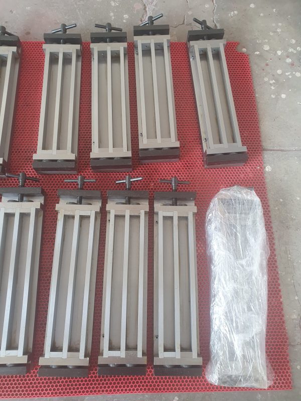 Two gang Cement Mould 25 x 25 x 285 mm 1 1 1